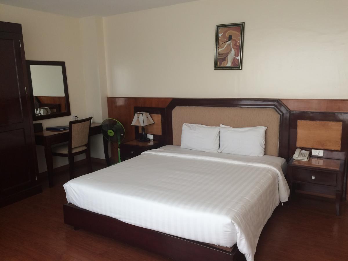 Khai Hoan Hotel Донгван Экстерьер фото